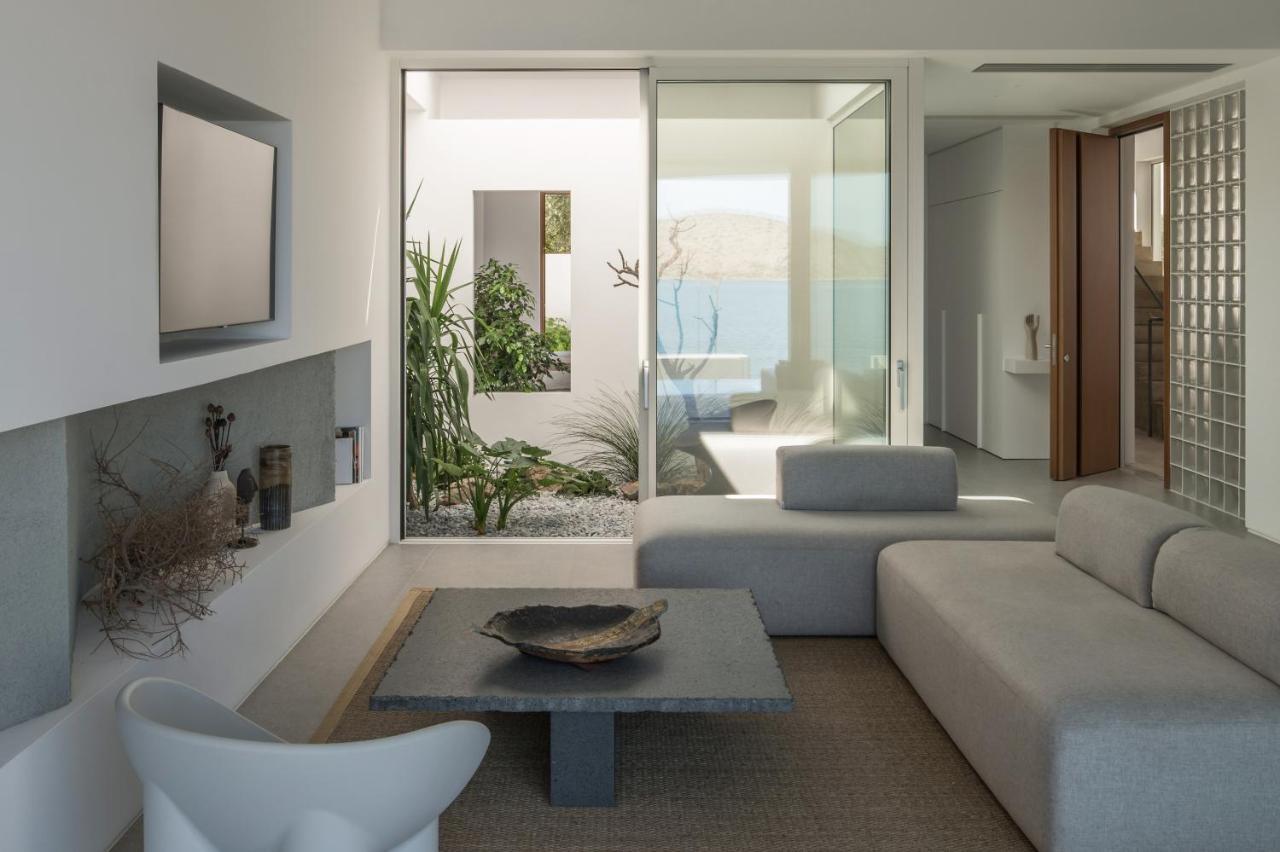 Villa Mimaze Minimalist Living 伊罗达 外观 照片